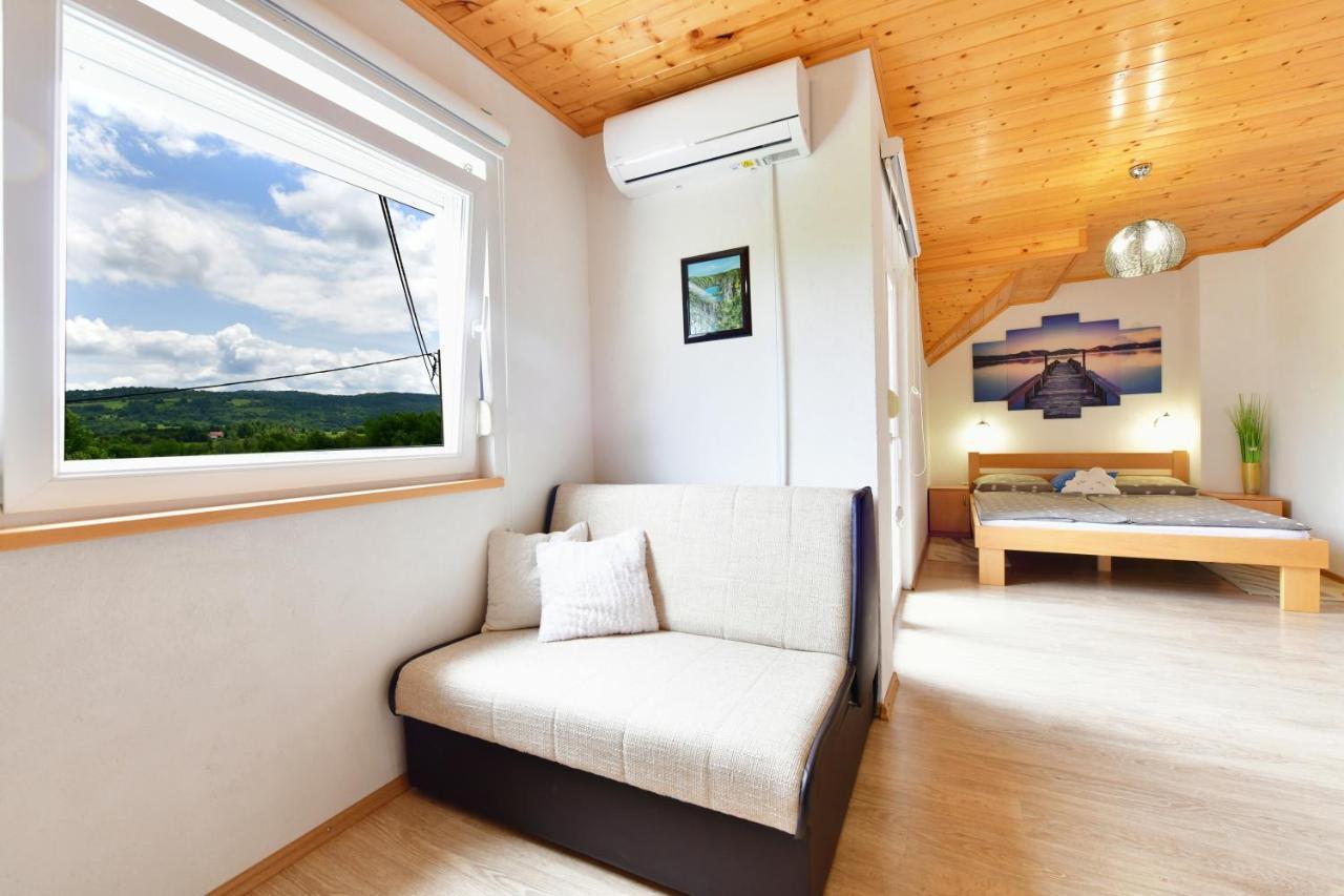 Rooms Toni Seliste Dreznicko Exterior photo